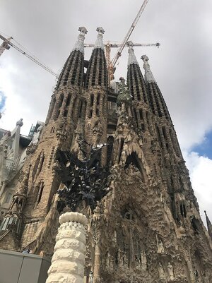 Sagrada_Família_(2019).jpg