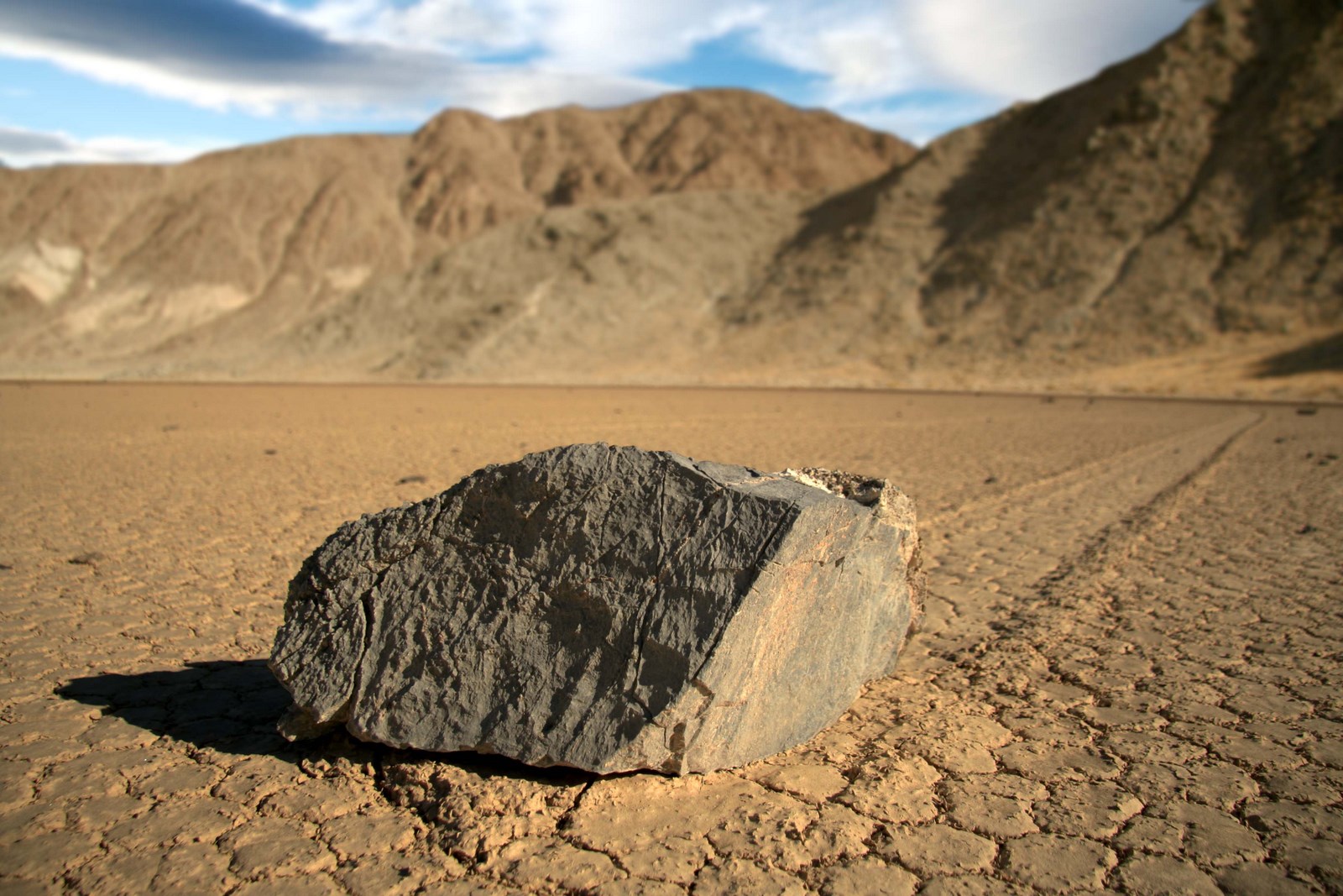 Racetrack_Playa_%28Pirate_Scott%29.jpg