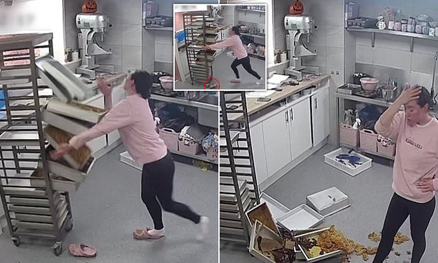 www.dailymail.co.uk